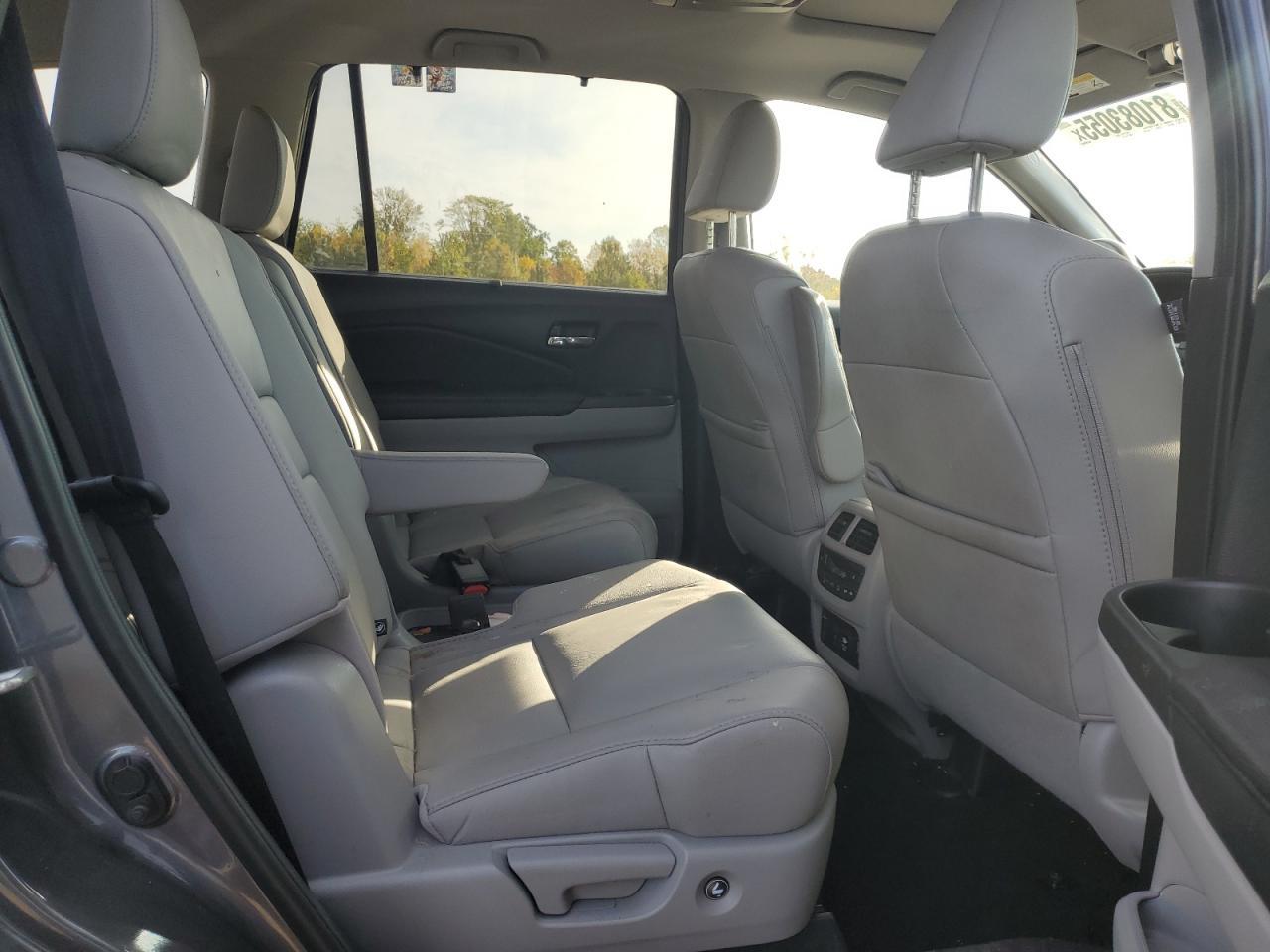 2020 HONDA PILOT