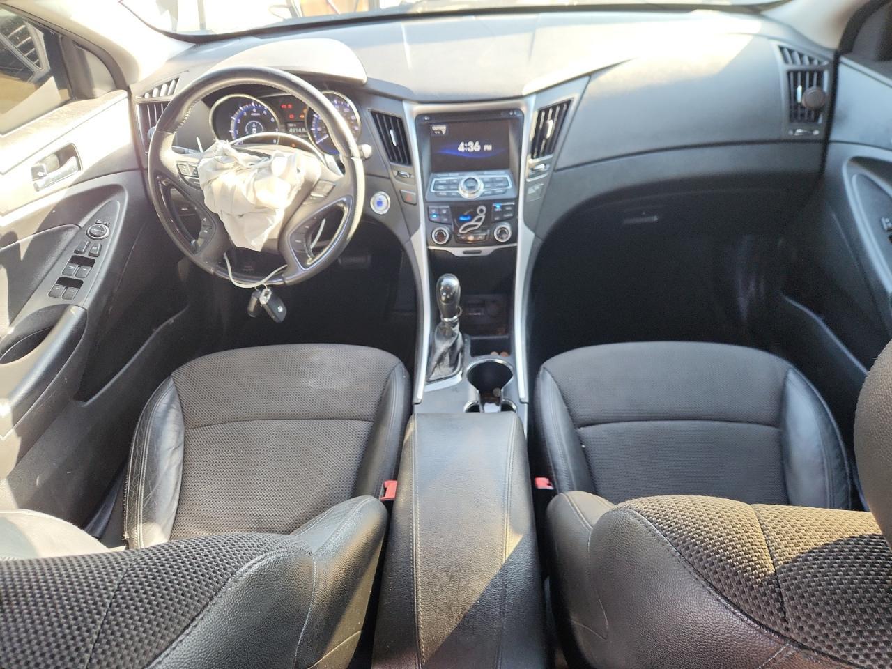 2012 HYUNDAI SONATA