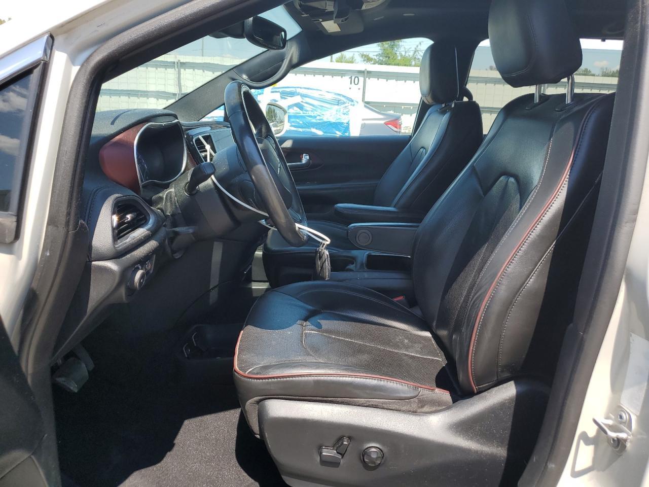 2020 CHRYSLER Pacifica