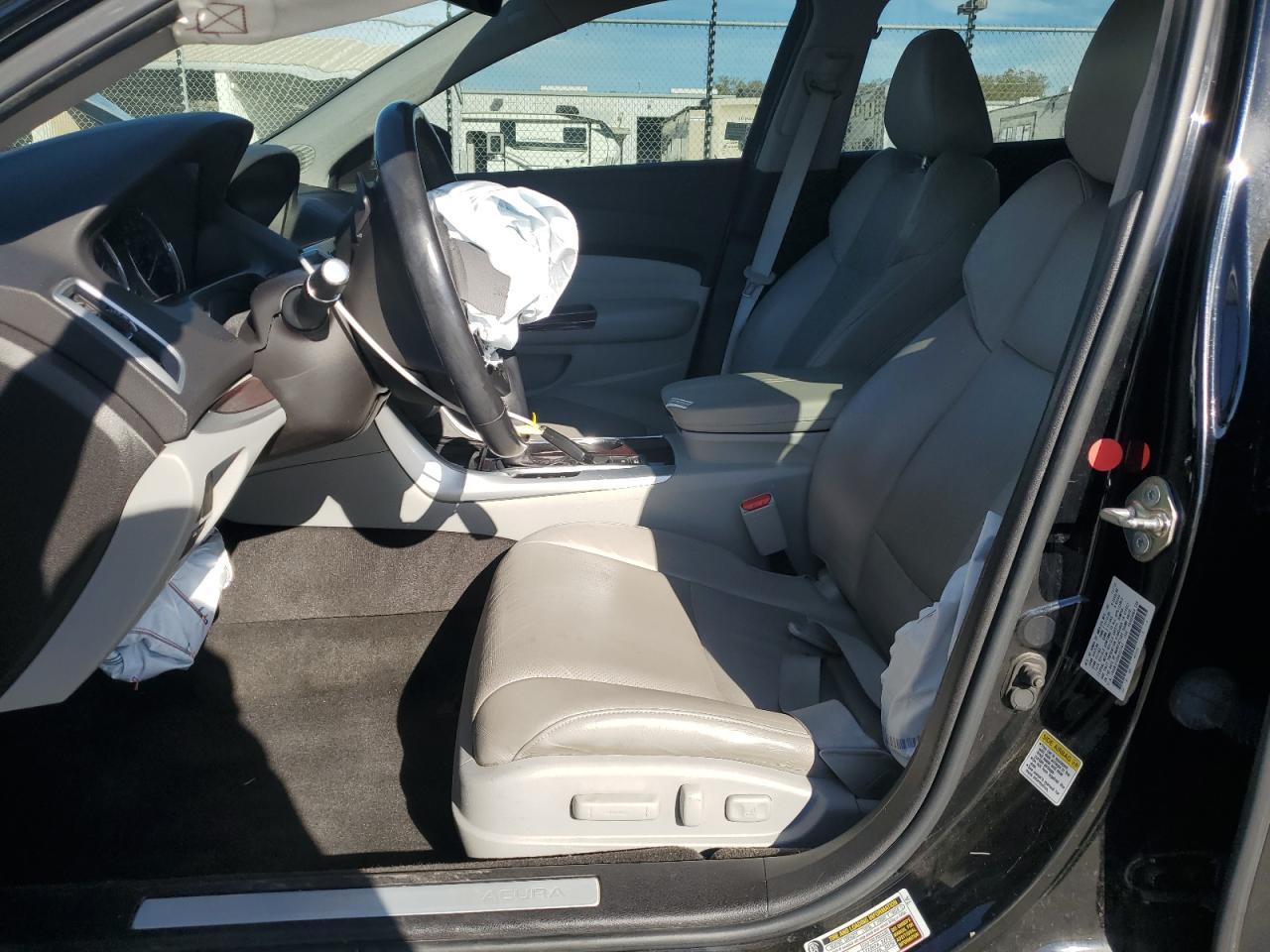 2017 ACURA TLX