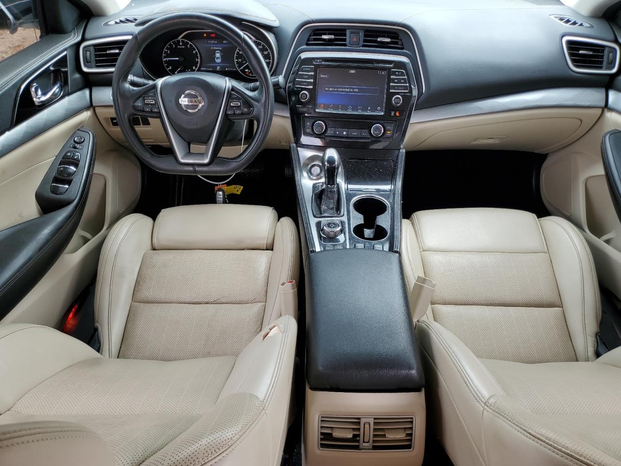 2017 NISSAN Maxima