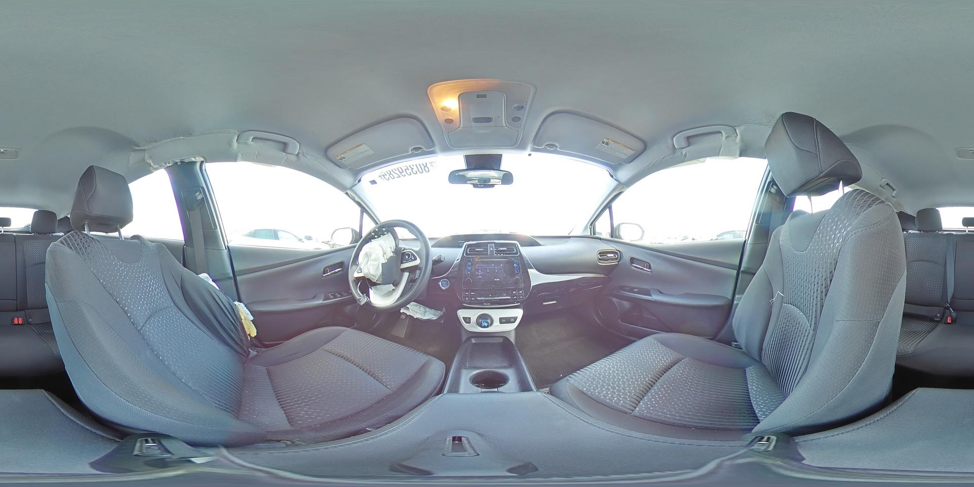 2018 TOYOTA PRIUS