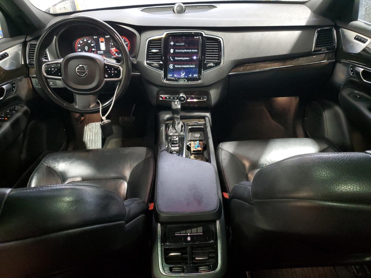 2018 VOLVO XC90