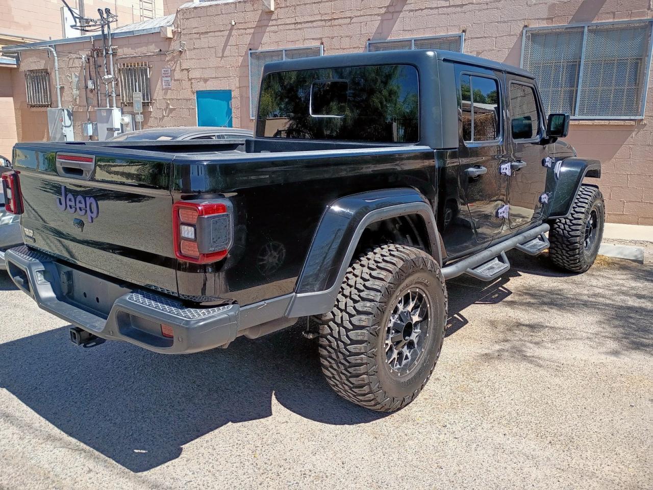 2021 JEEP Gladiator