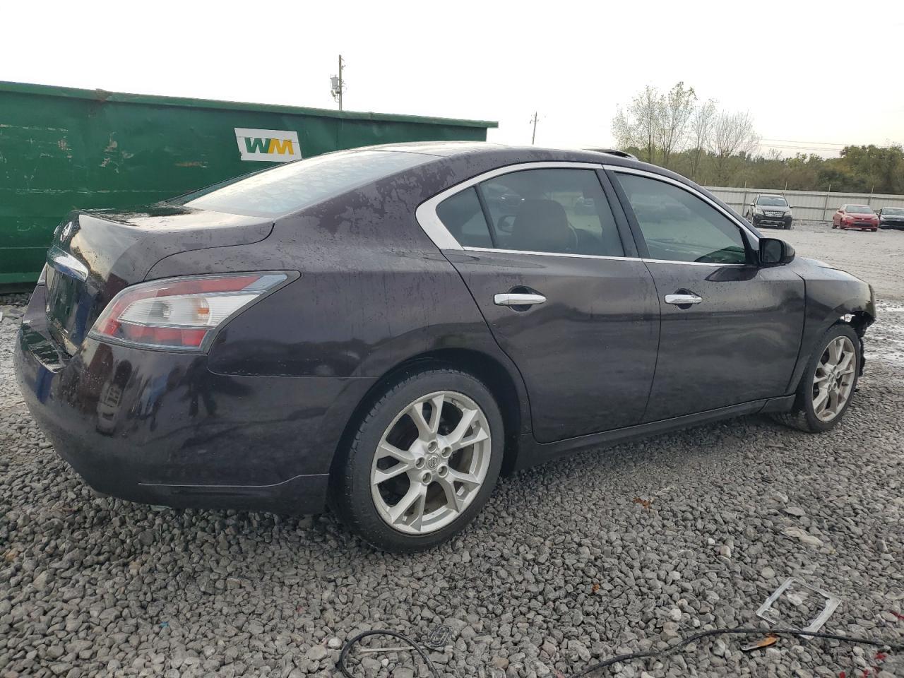 2012 NISSAN Maxima