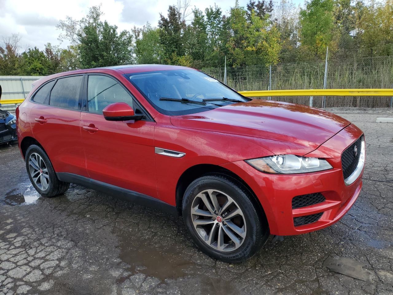 2017 JAGUAR F-Pace
