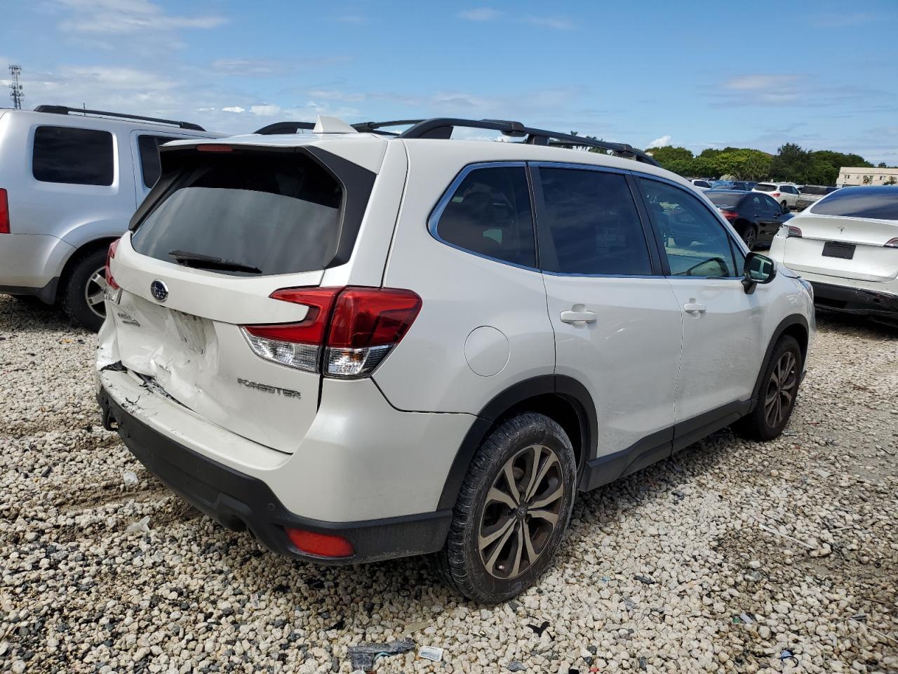 2020 SUBARU FORESTER