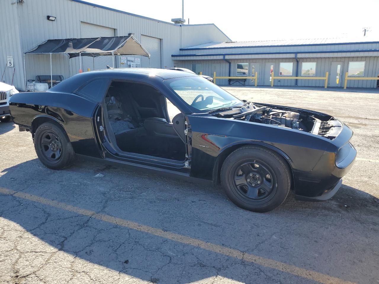 2017 DODGE Challenger