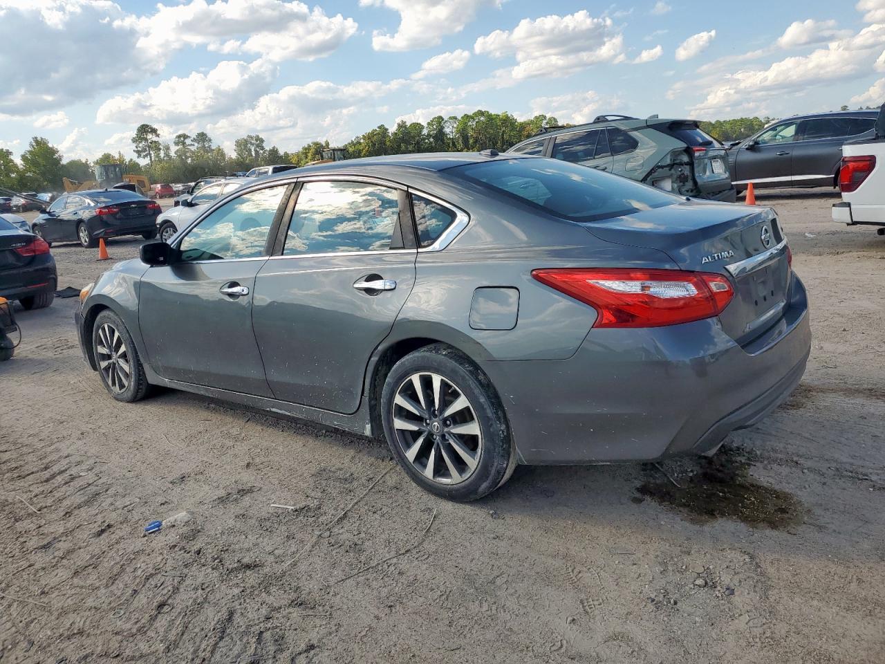 2017 NISSAN ALTIMA