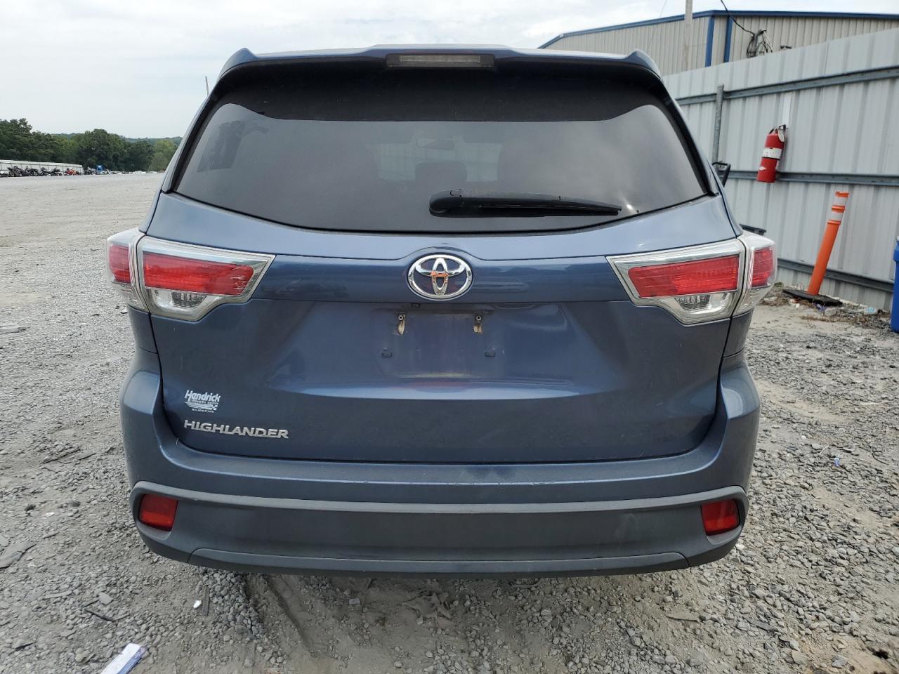2016 TOYOTA HIGHLANDER