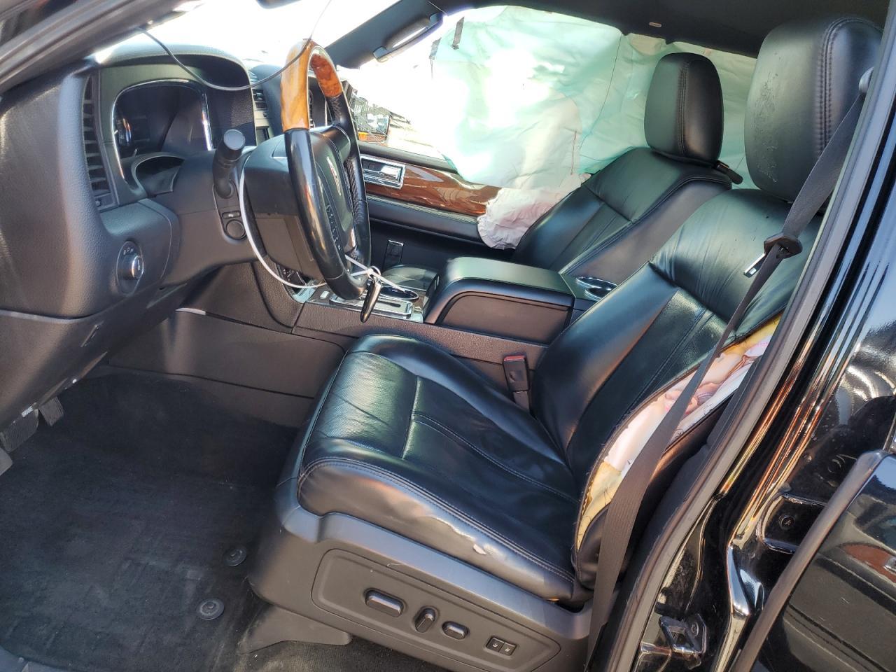 2017 LINCOLN Navigator