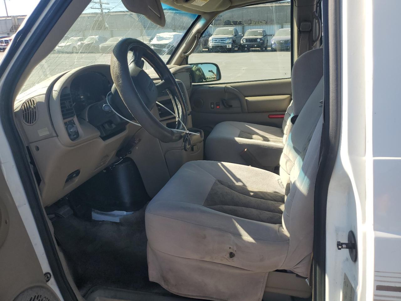 2003 GMC SAFARI