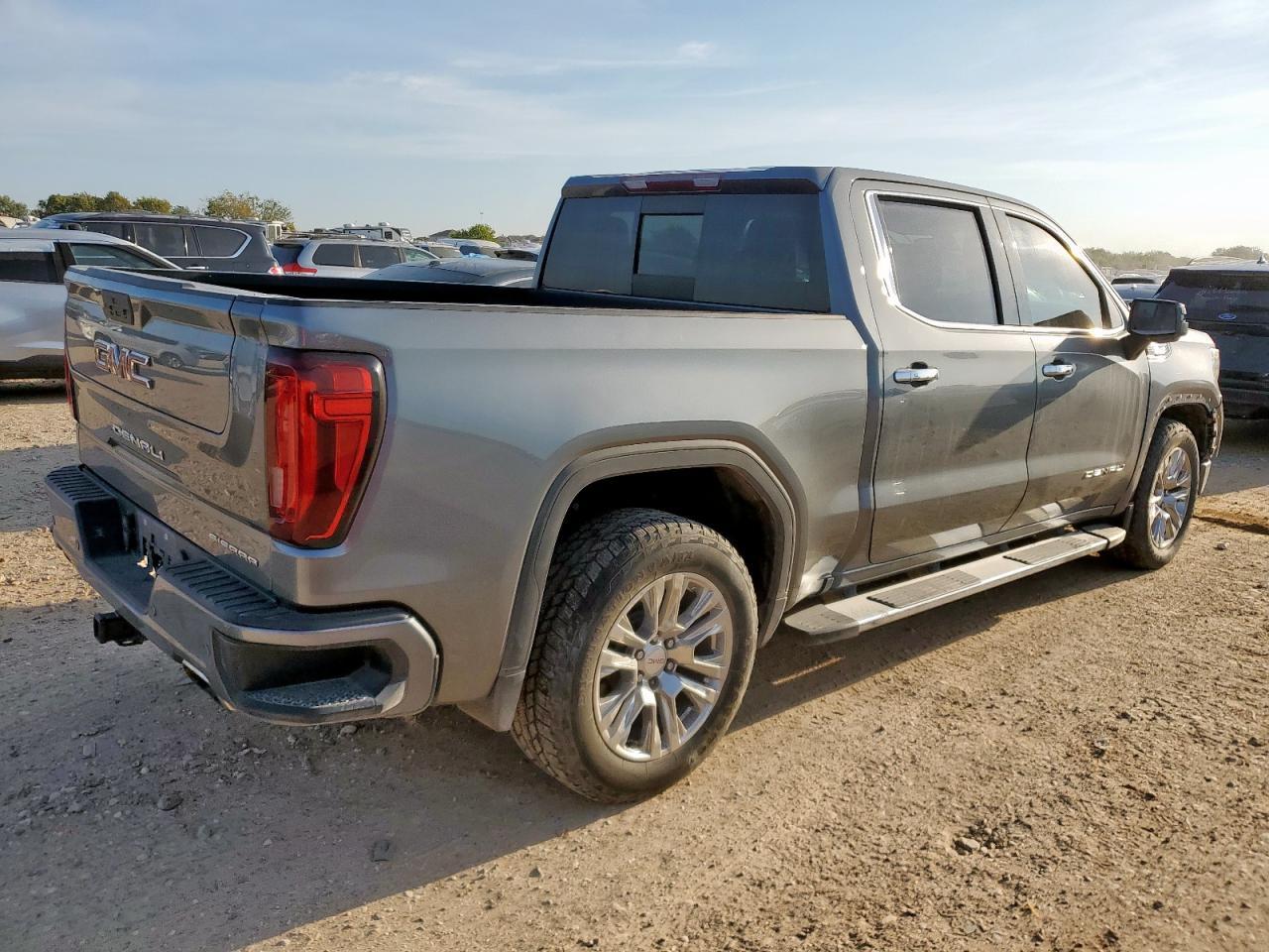 2021 GMC Sierra