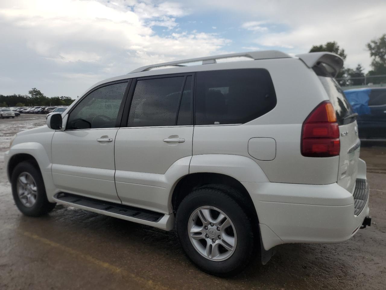 2004 LEXUS Gx