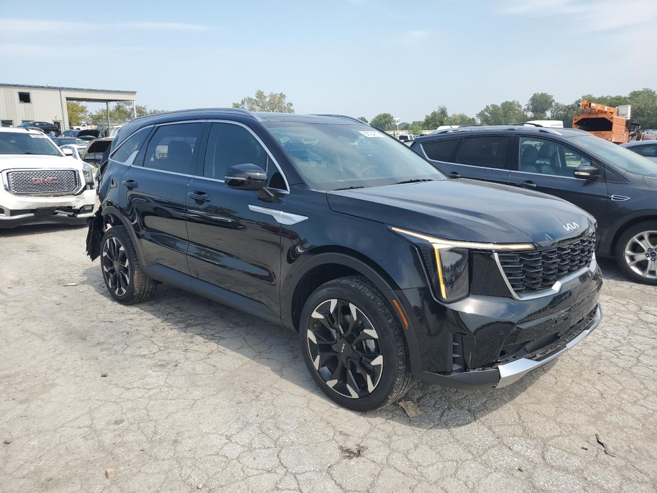 2025 KIA SORENTO