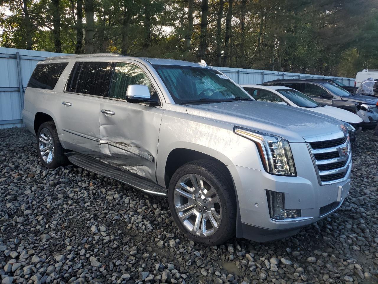 2019 CADILLAC Escalade ESV
