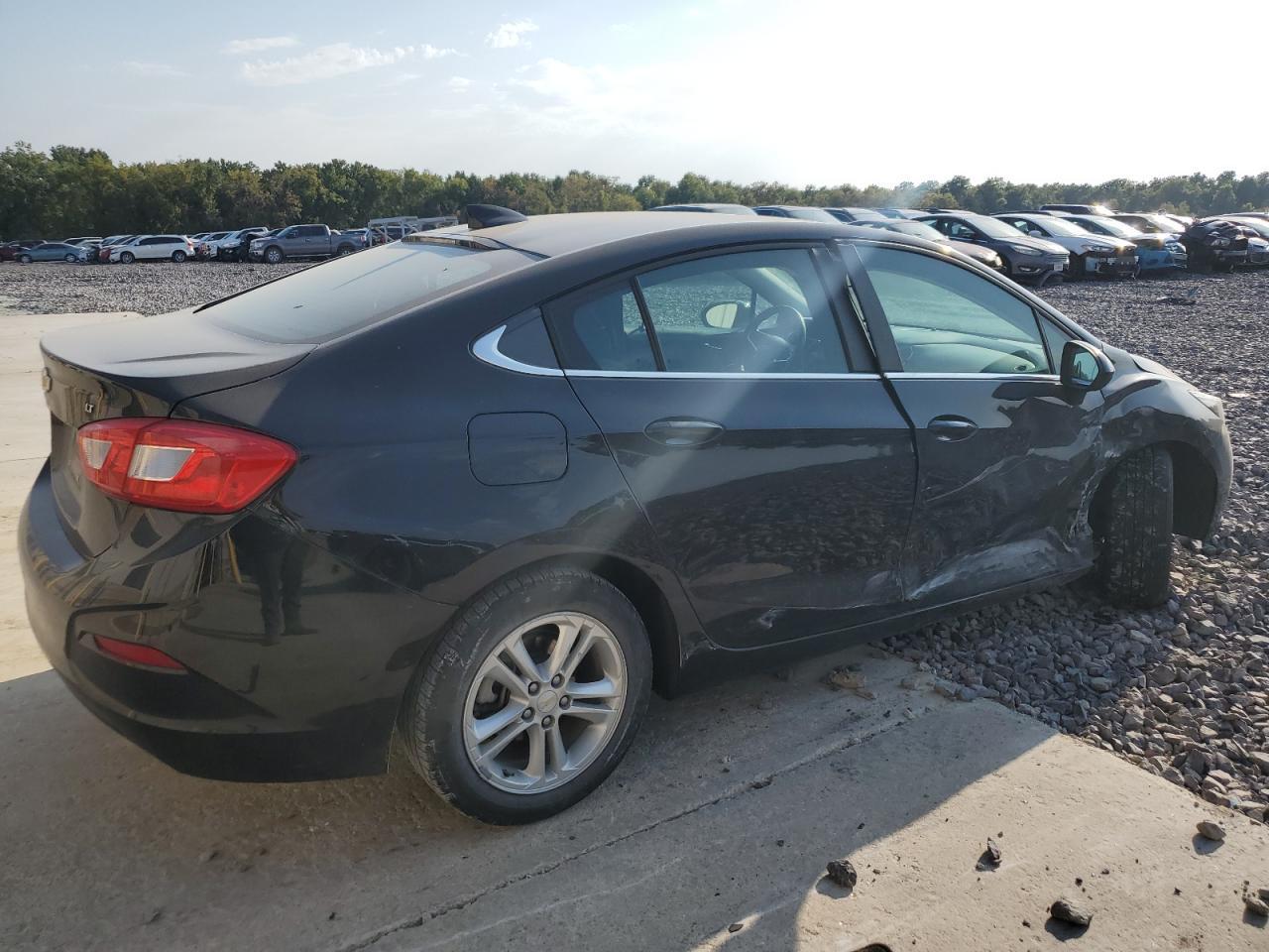 2017 CHEVROLET CRUZE