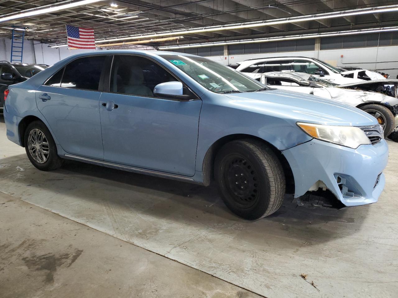 2012 TOYOTA CAMRY
