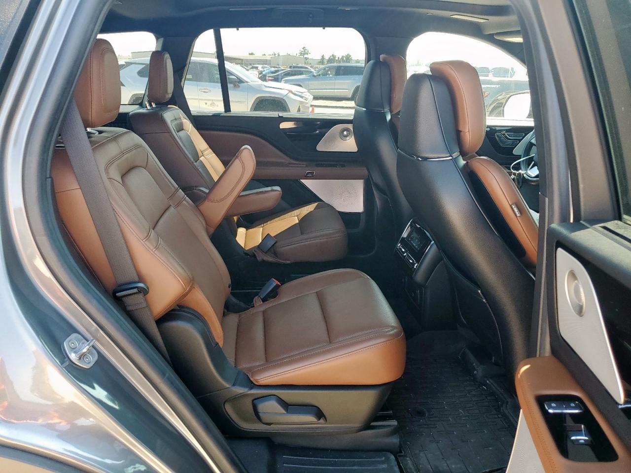 2022 LINCOLN Aviator