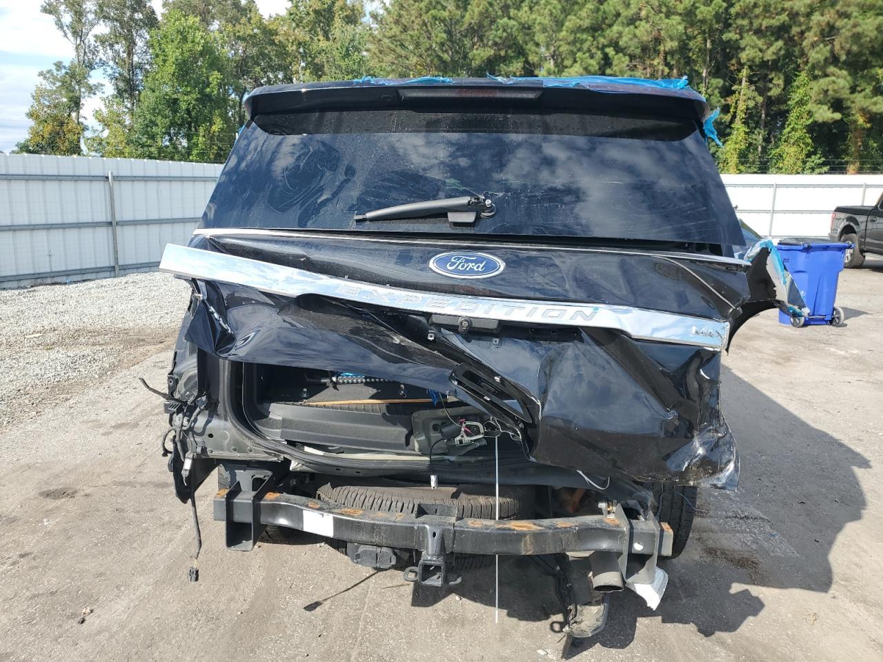 2021 FORD Expedition