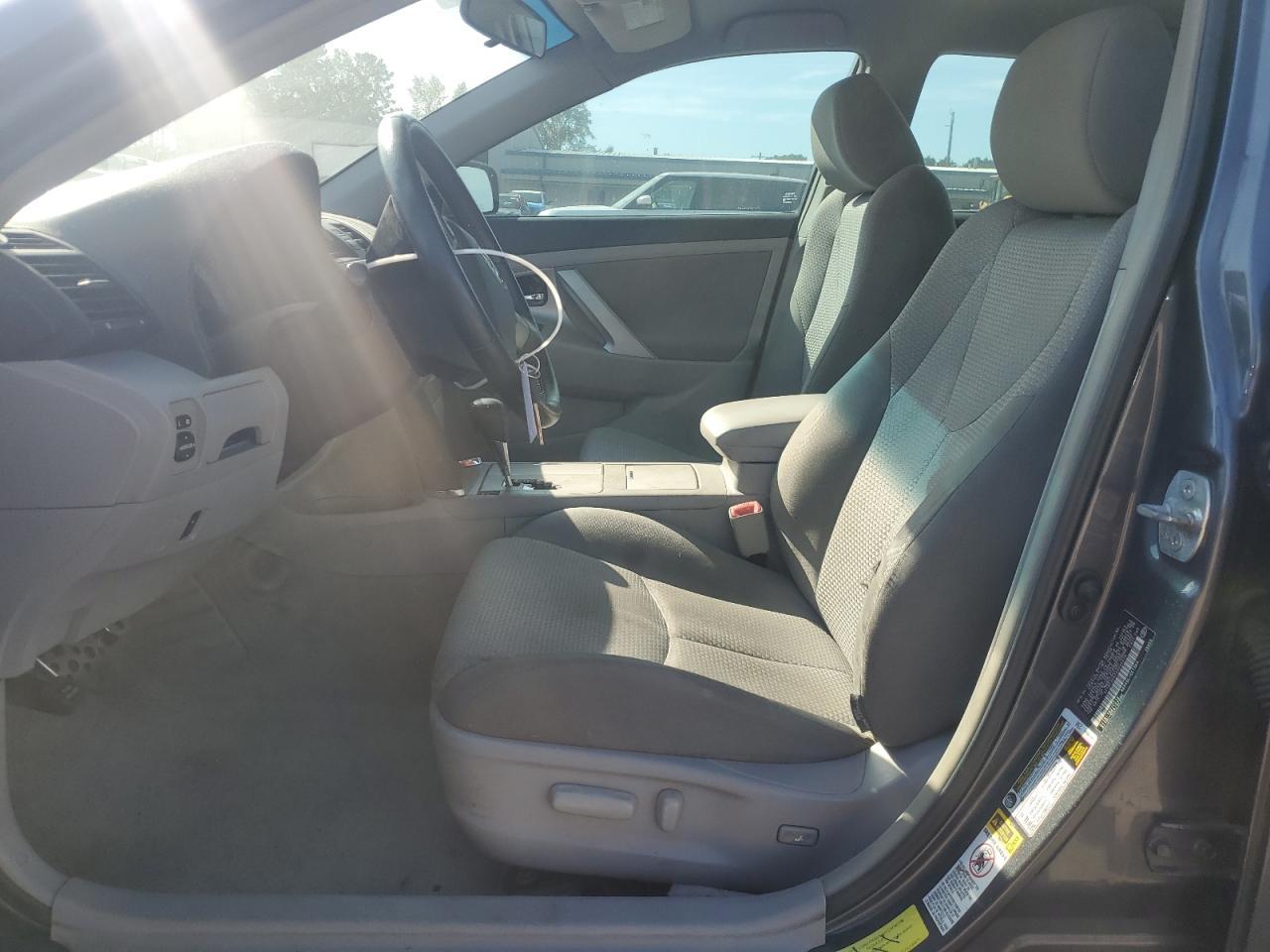2010 TOYOTA CAMRY