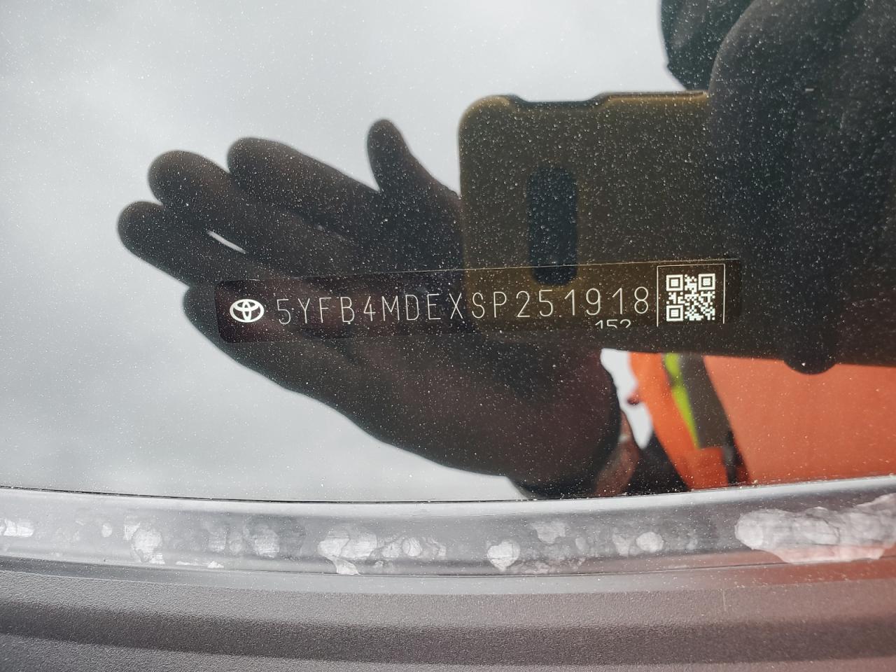 2025 TOYOTA COROLLA