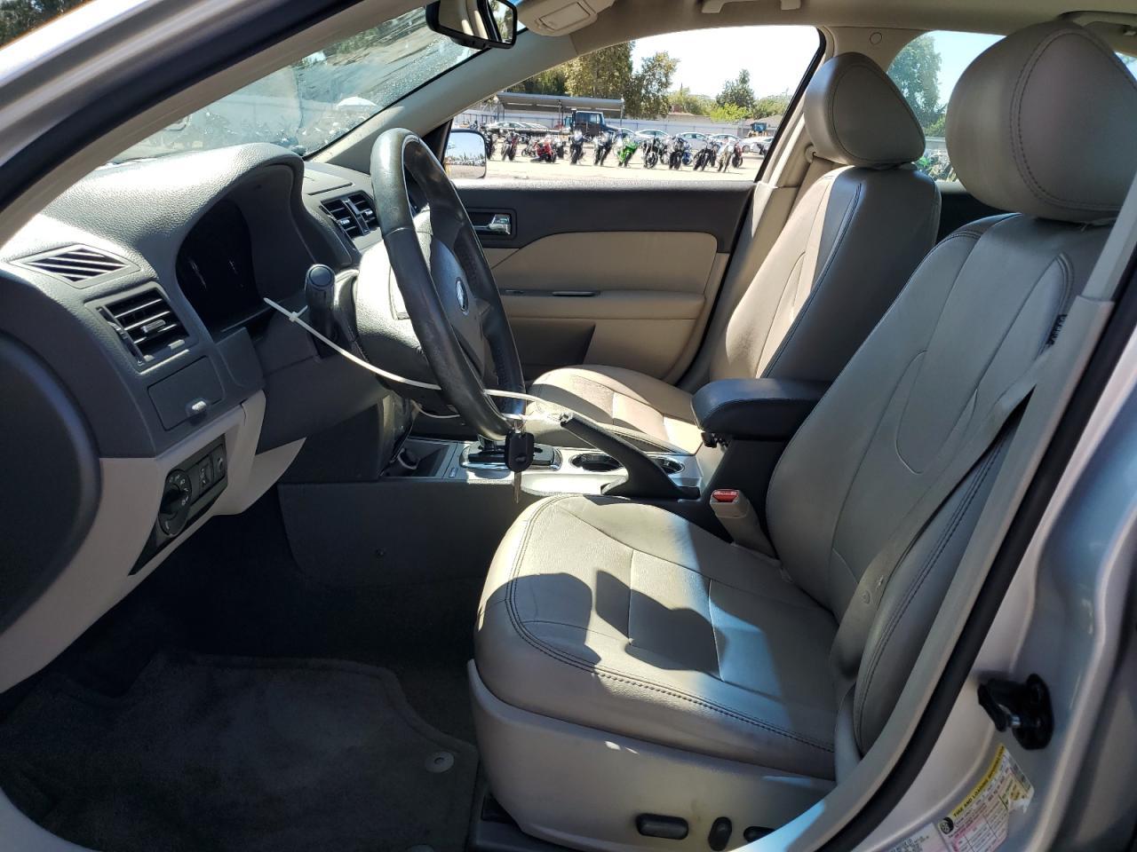 2011 FORD FUSION