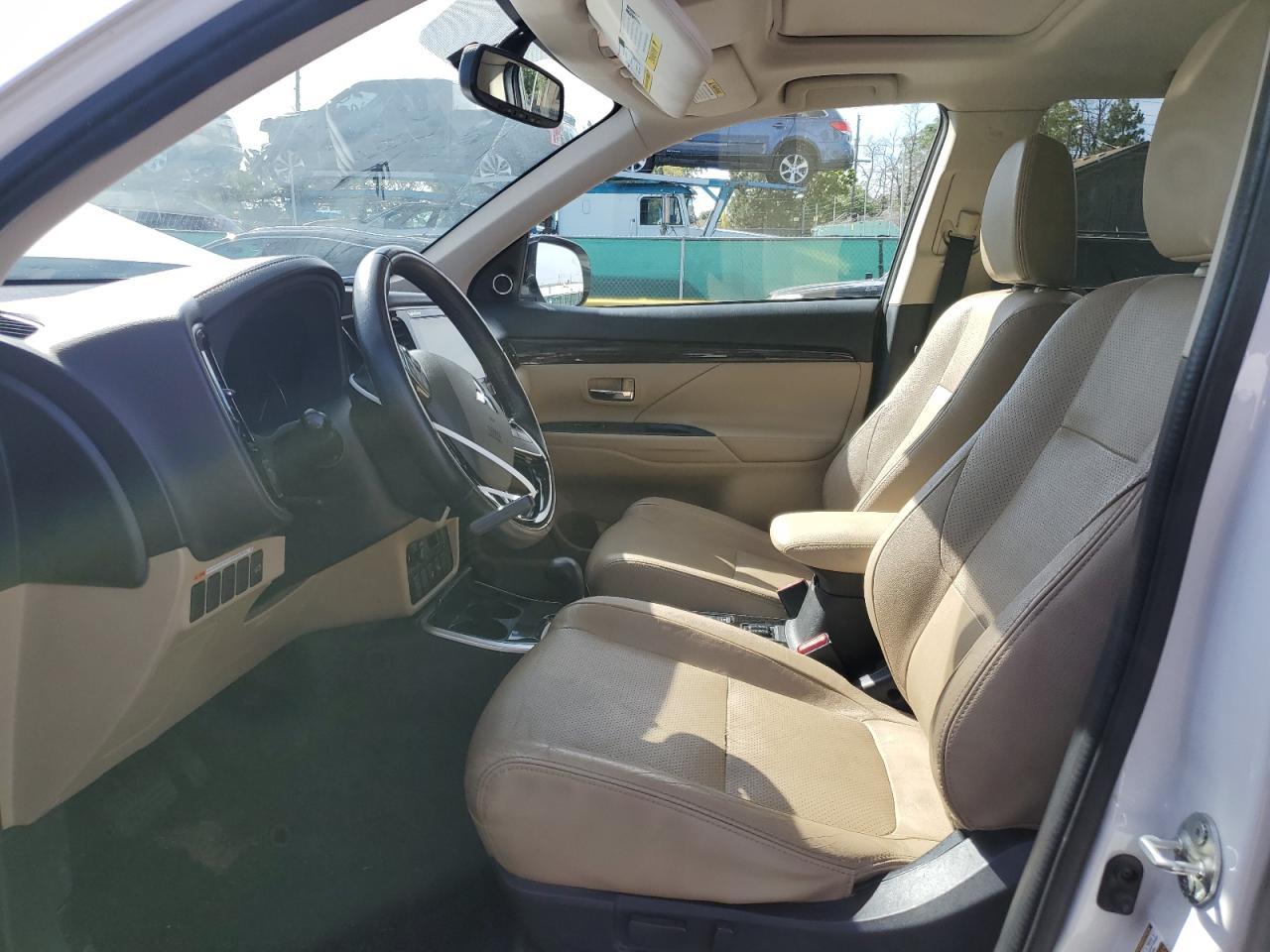 2018 MITSUBISHI outlander
