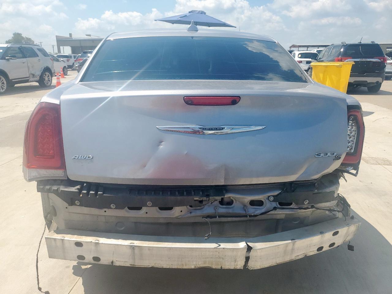 2016 CHRYSLER 300