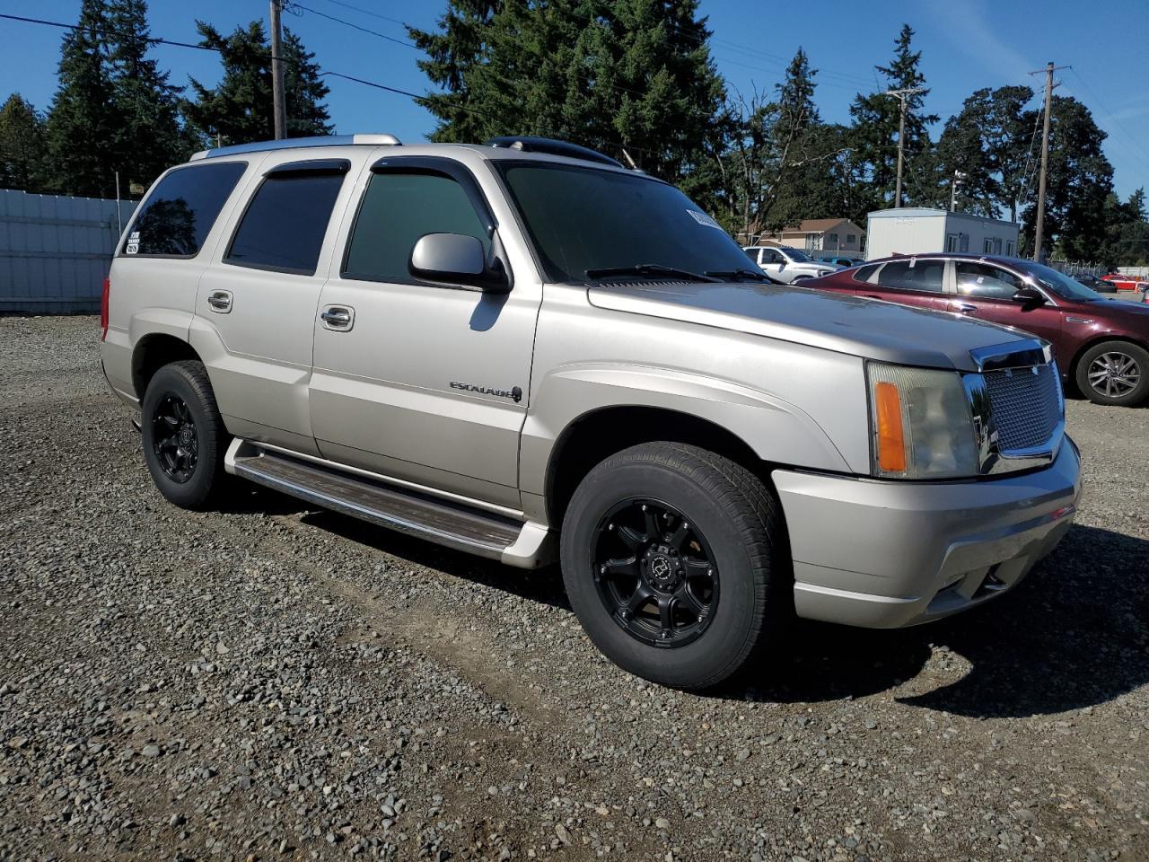 2004 CADILLAC ESCALADE