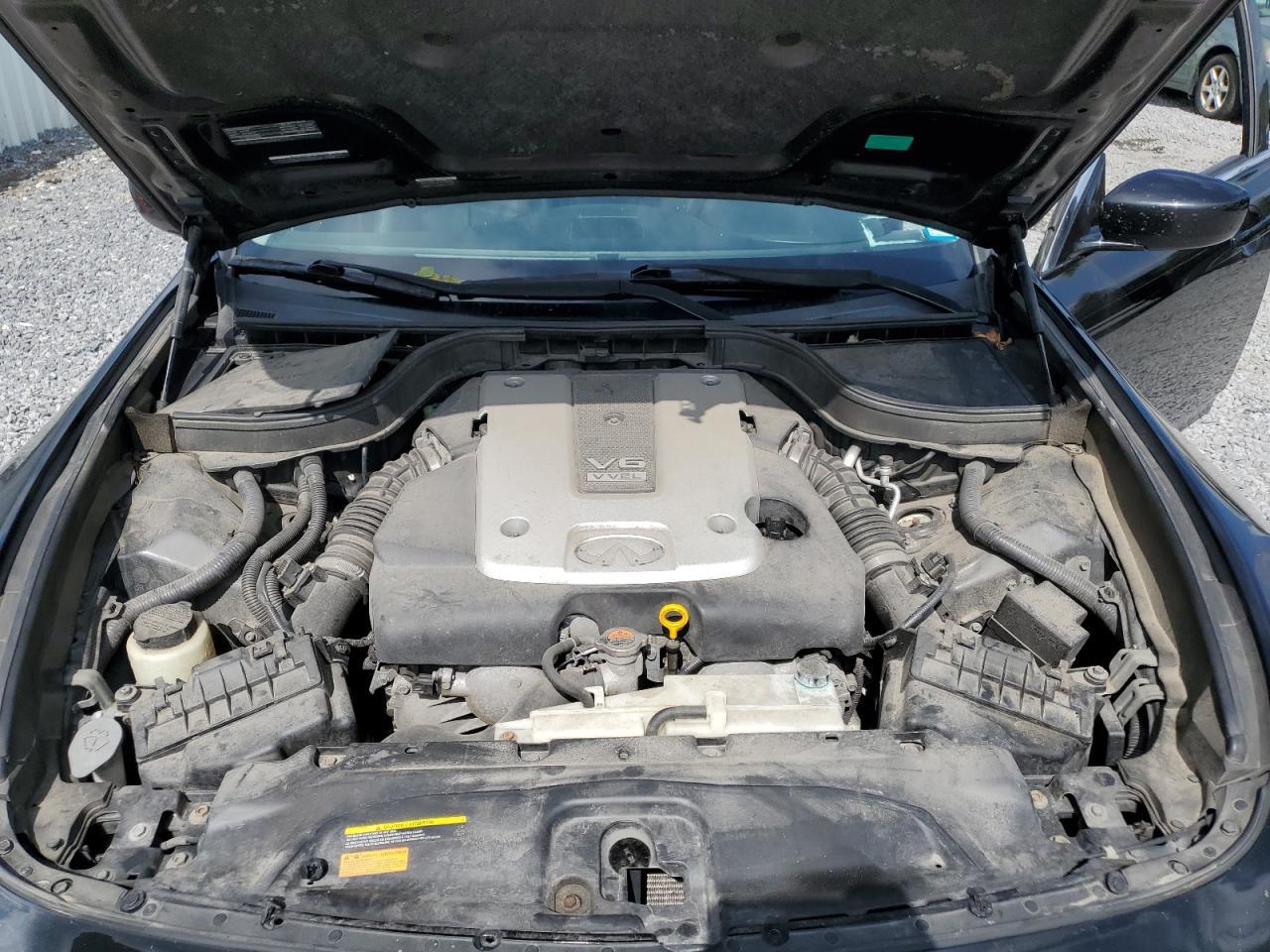 2015 INFINITI Q40