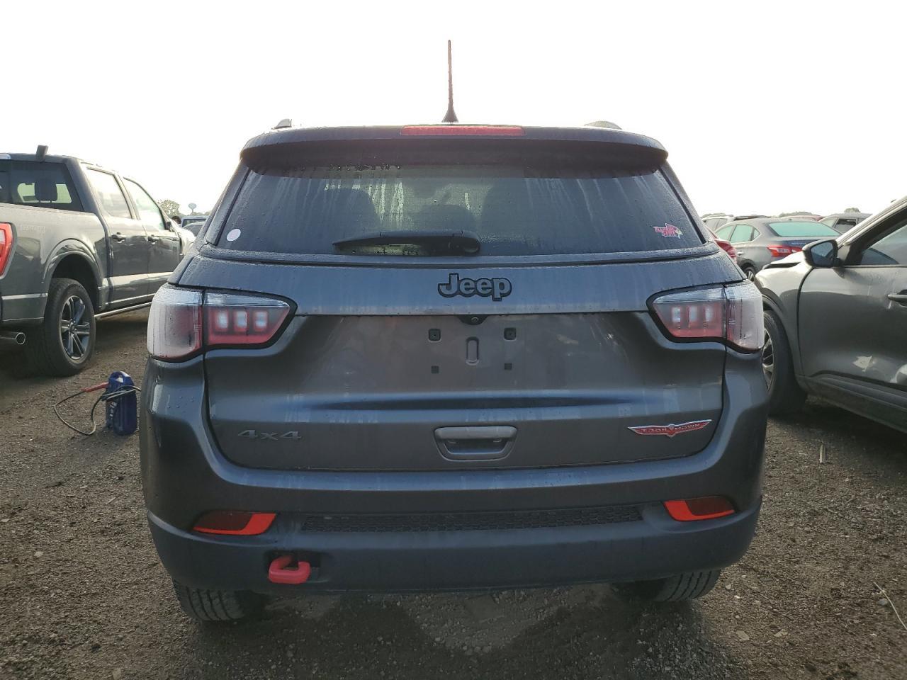 2020 JEEP Compass