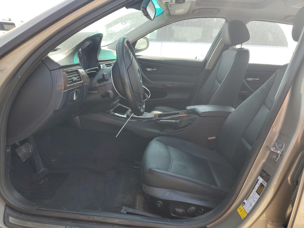 2011 BMW 3 SERIES