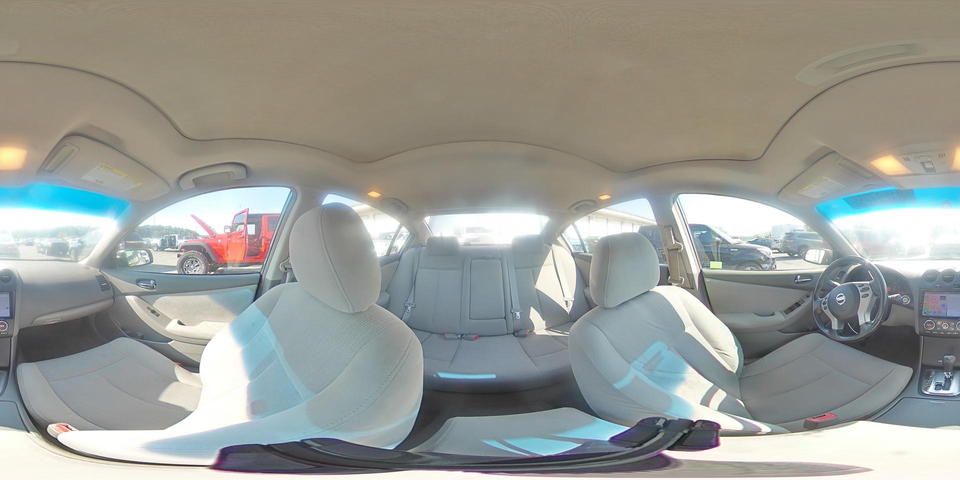 2010 NISSAN ALTIMA