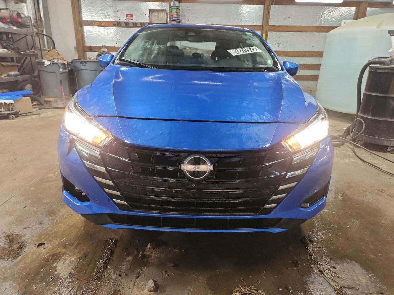2024 NISSAN VERSA