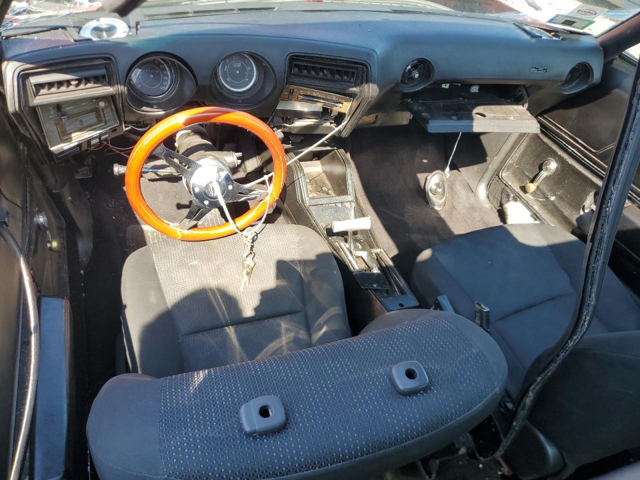 1975 OLDSMOBILE Cutlass