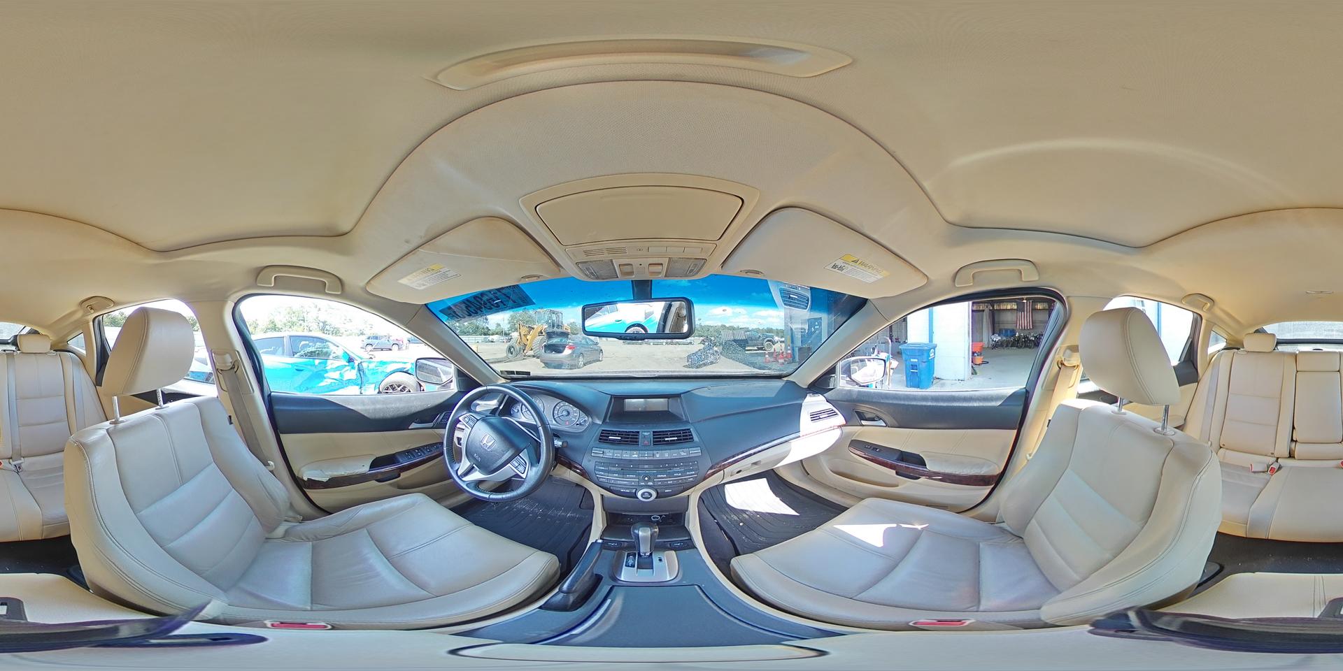 2012 HONDA Crosstour