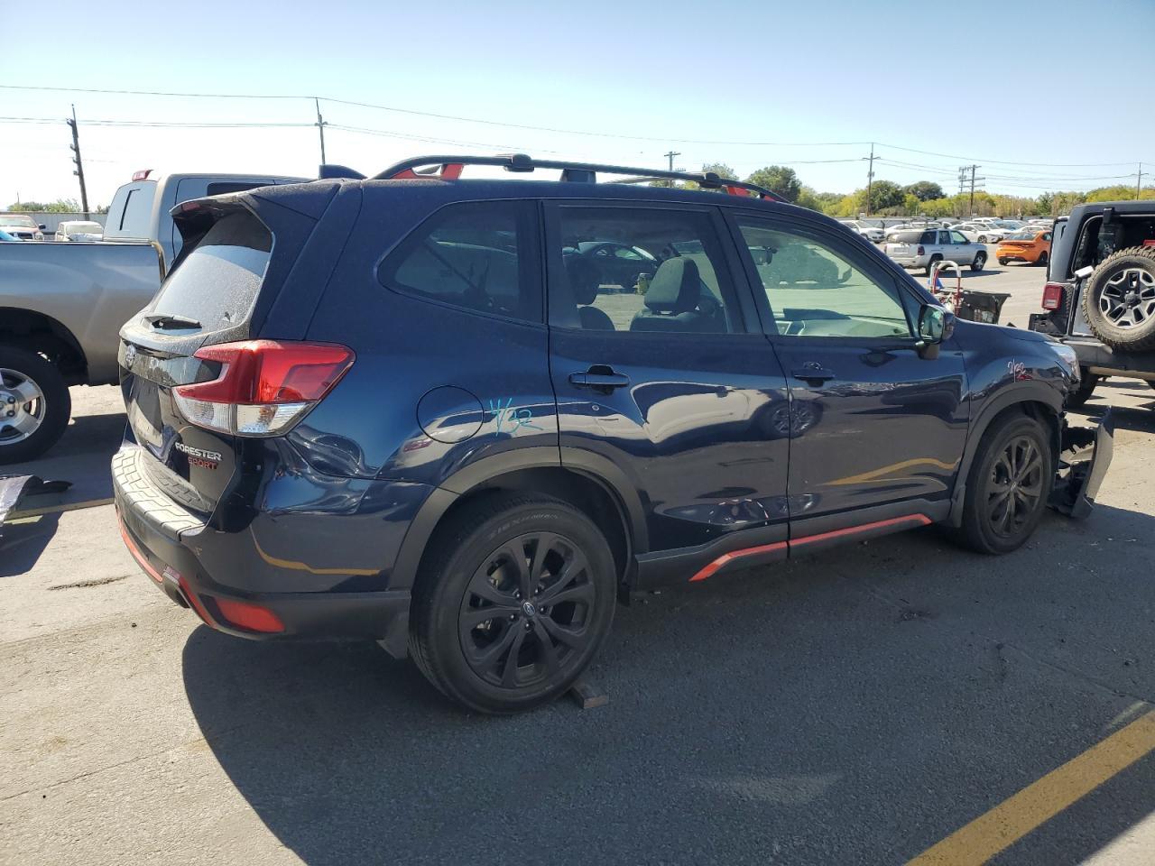 2020 SUBARU FORESTER