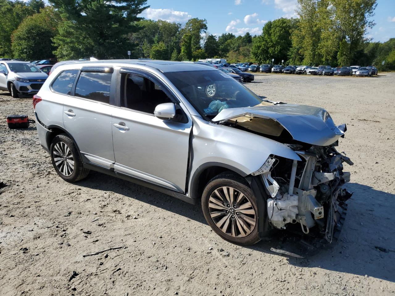 2020 MITSUBISHI outlander
