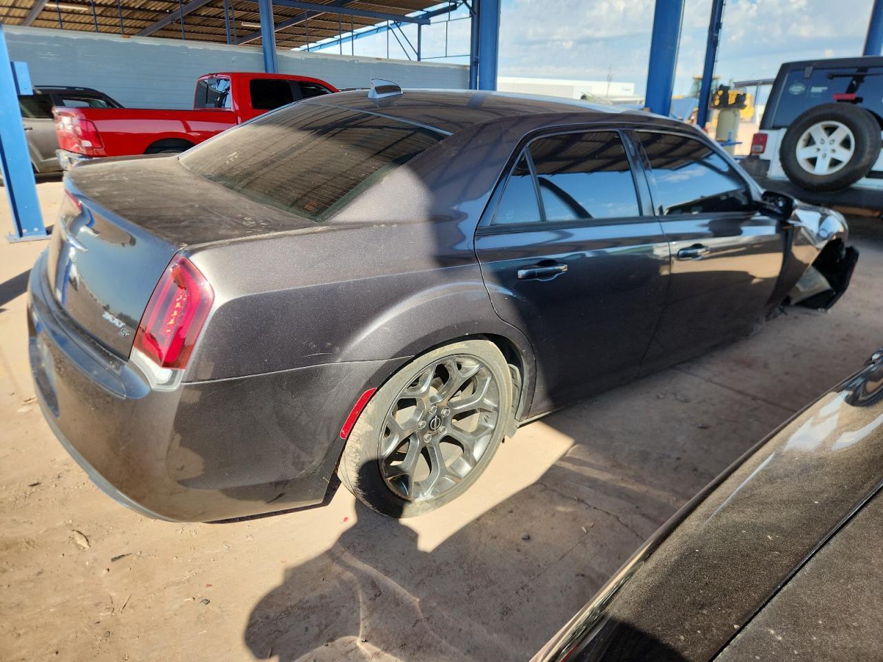 2016 CHRYSLER 300