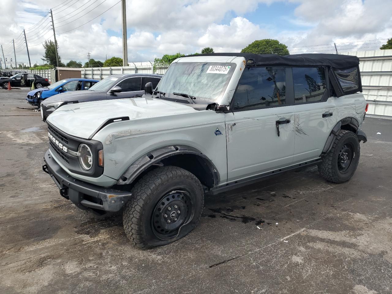 2022 FORD Bronco