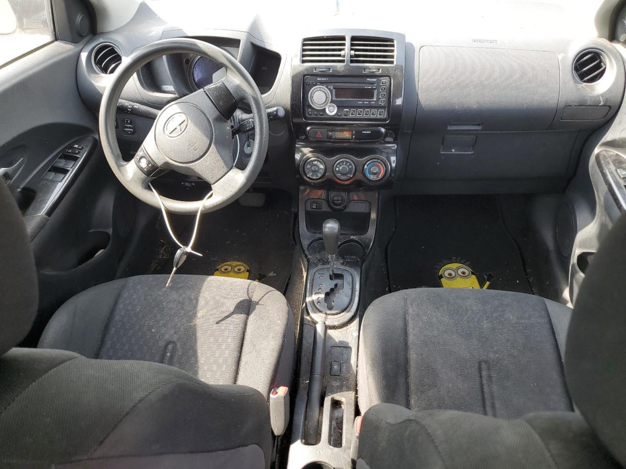 2010 TOYOTA SCION
