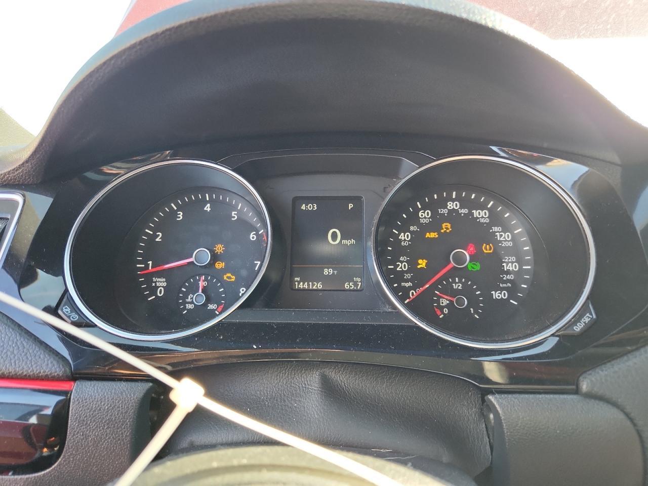 2016 VOLKSWAGEN JETTA