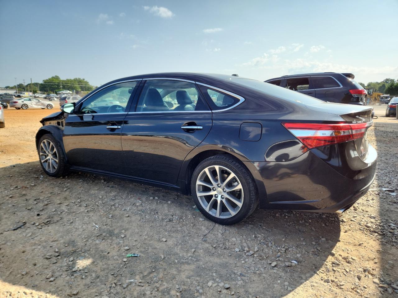 2015 TOYOTA Avalon