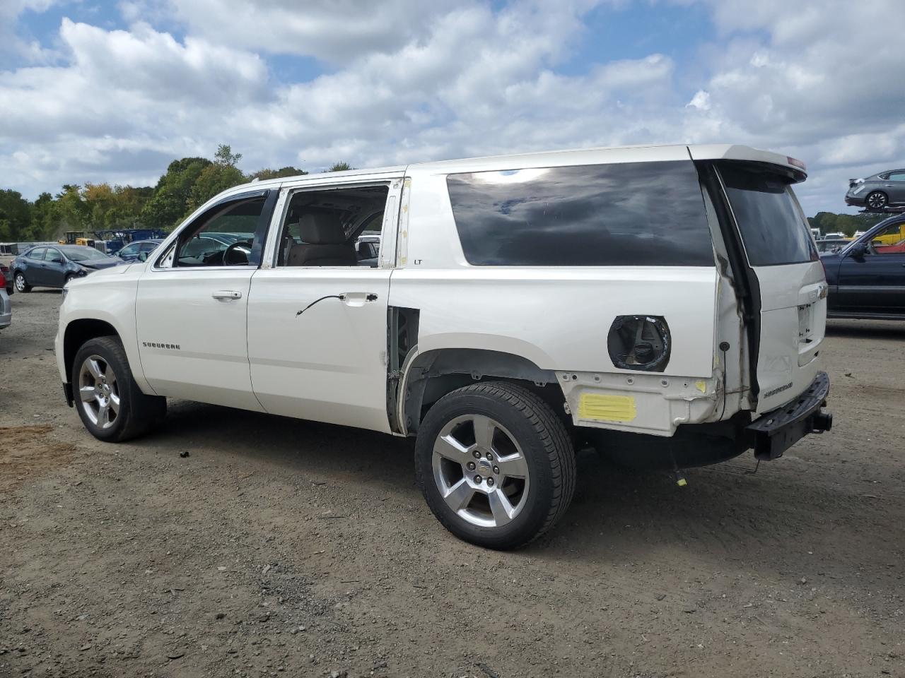 2015 CHEVROLET Suburban