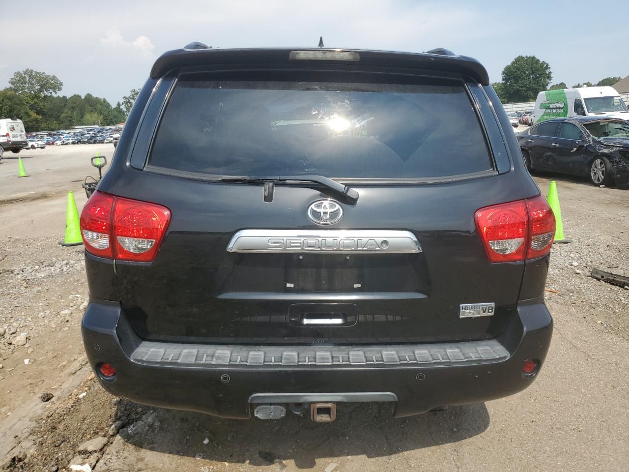 2011 TOYOTA Sequoia