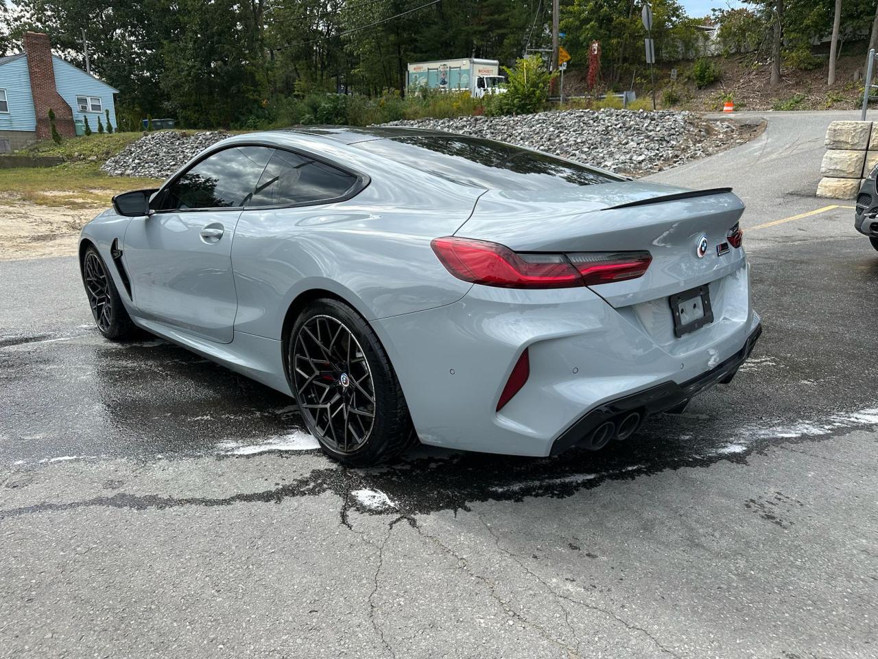 2023 BMW M8