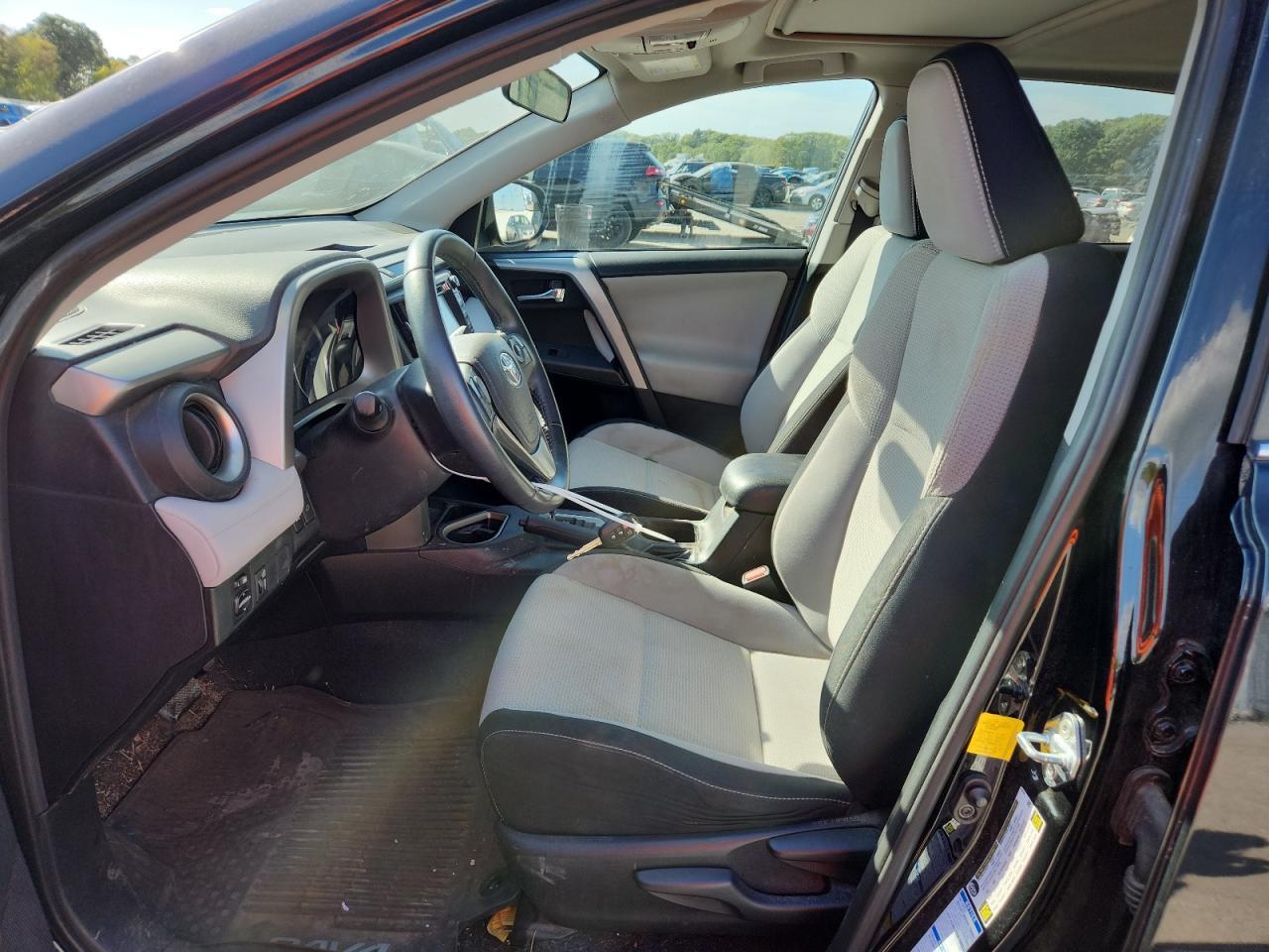 2016 TOYOTA RAV4