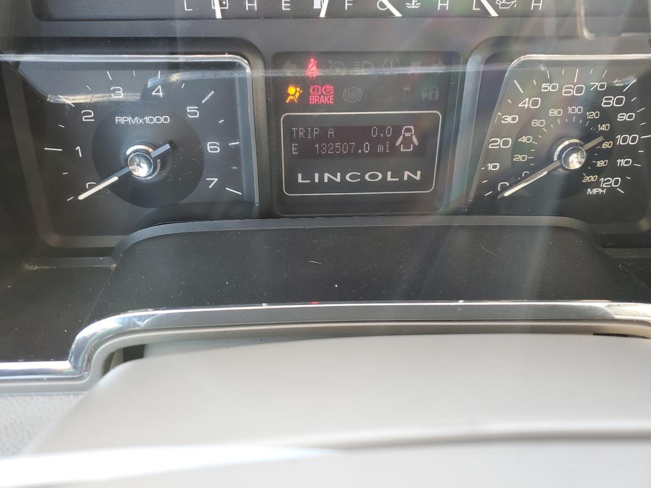 2013 LINCOLN Navigator