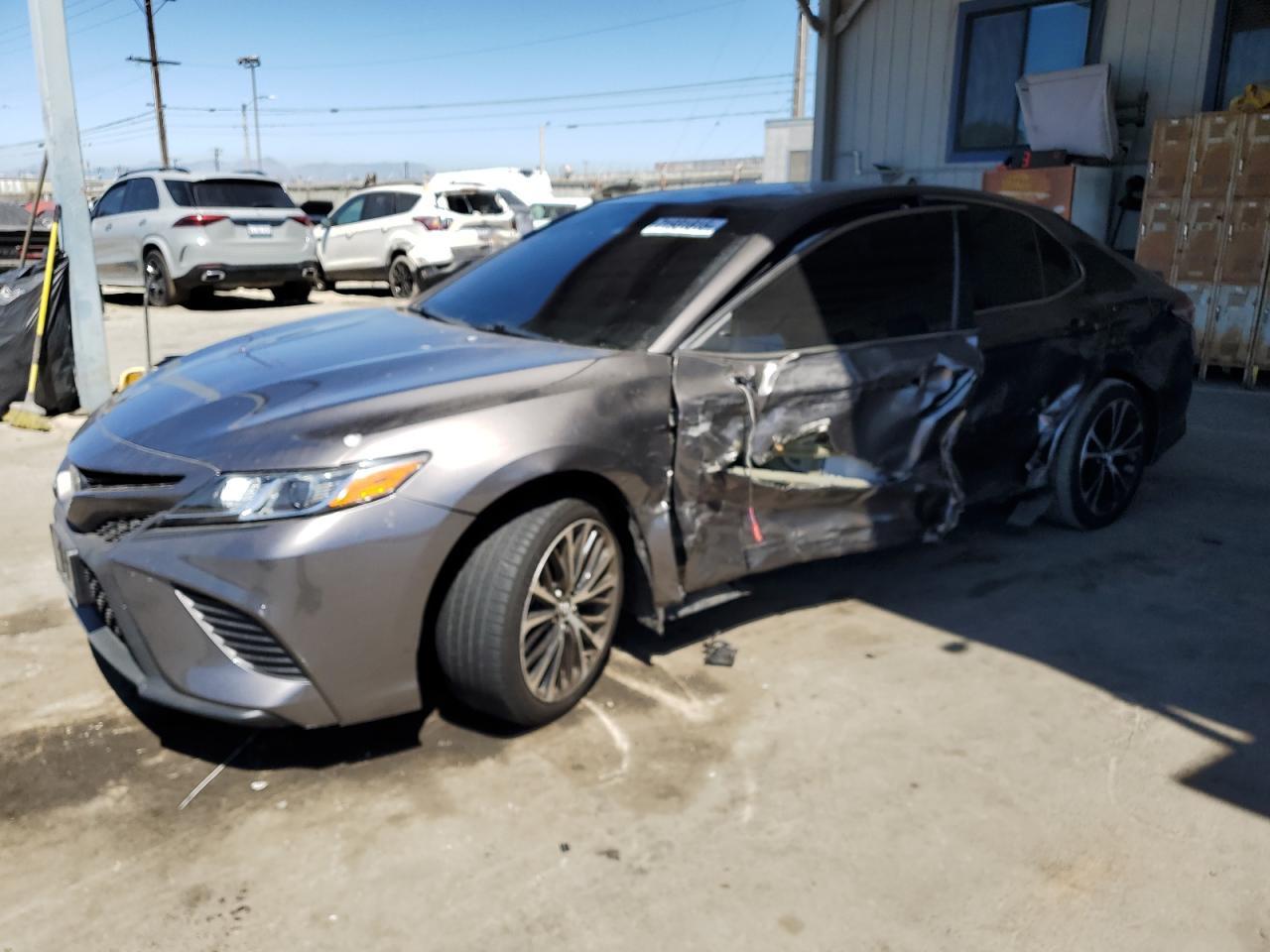 2018 TOYOTA CAMRY
